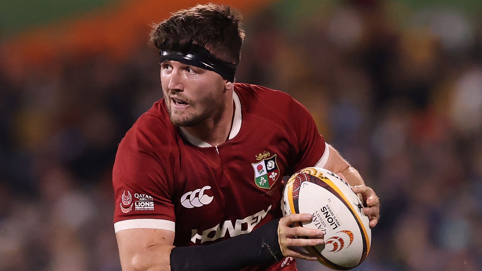 https://e0.365dm.com/25/07/1600x900/skysports-tom-curry-lions_6966634.jpg?20250717015304