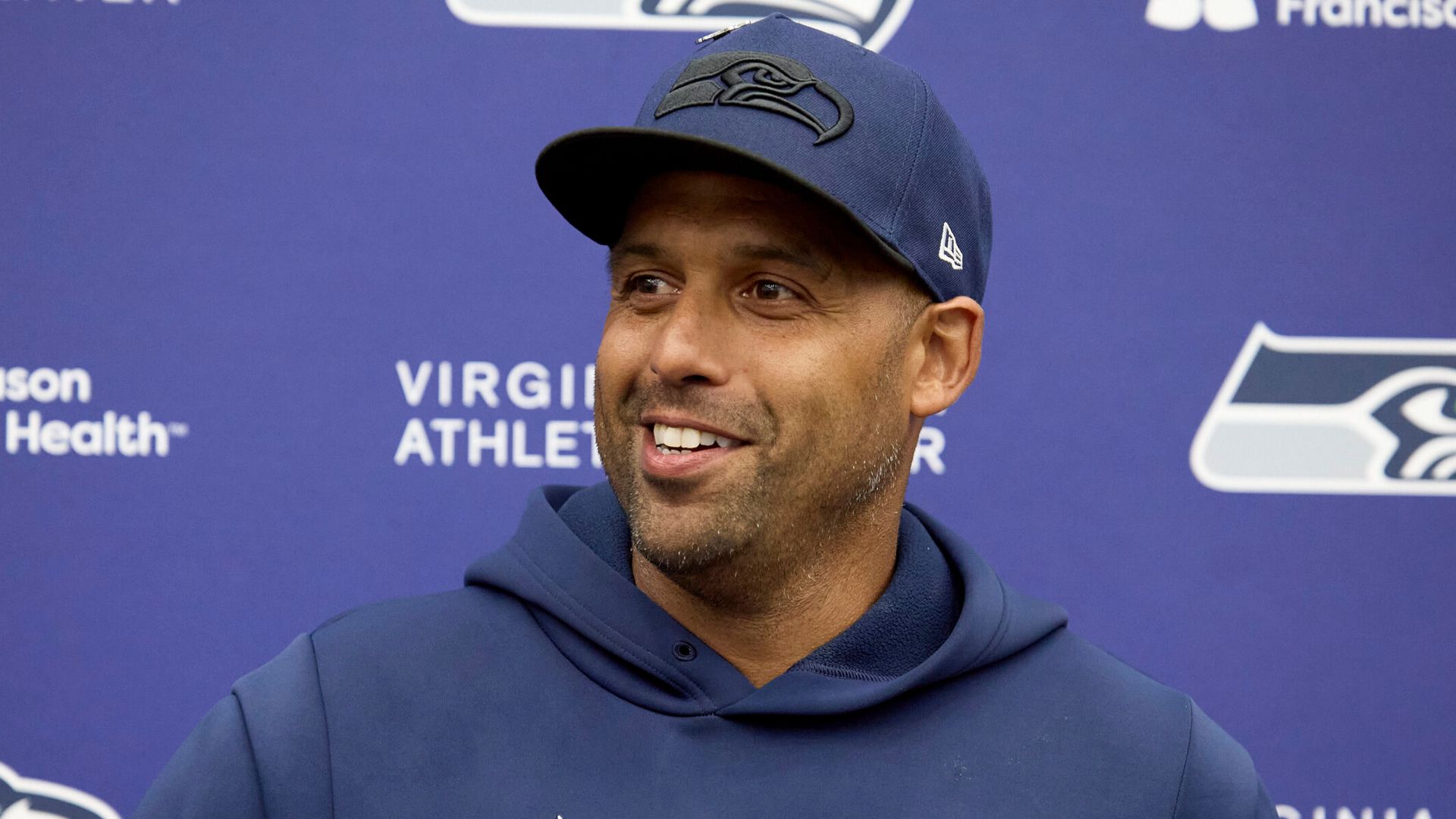 How British NFL coach Durde is steering Seahawks evolution