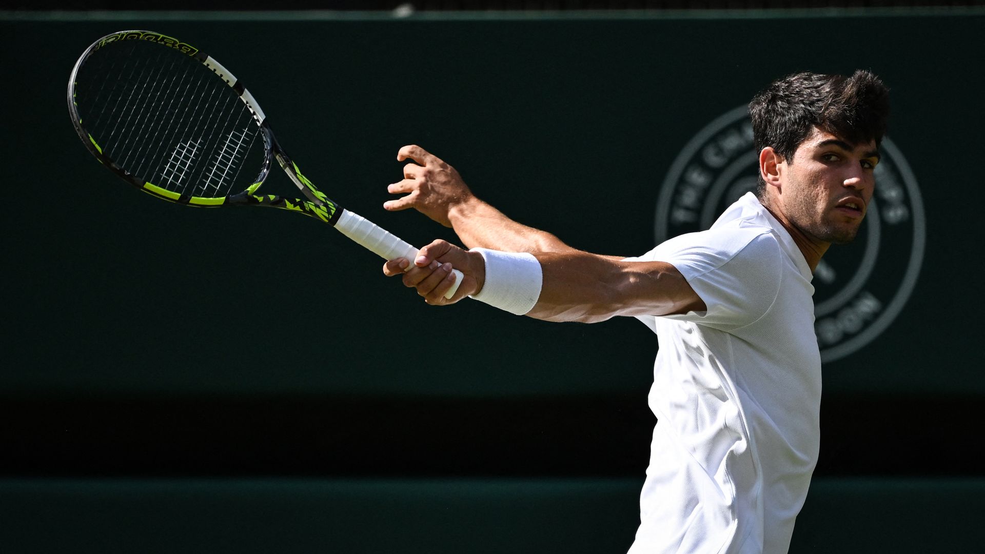 Wimbledon 2025 LIVE! Alcaraz claims tight opening set against Sinner 
