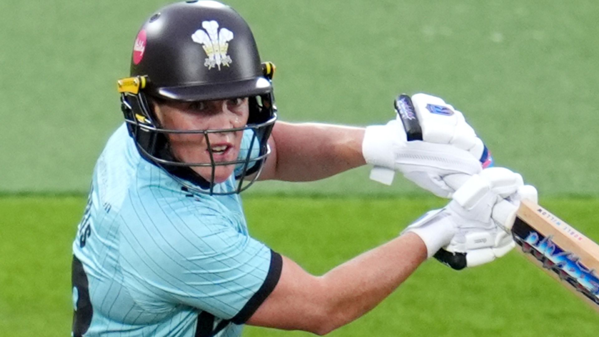 Harris half-century propels Surrey to Blast title