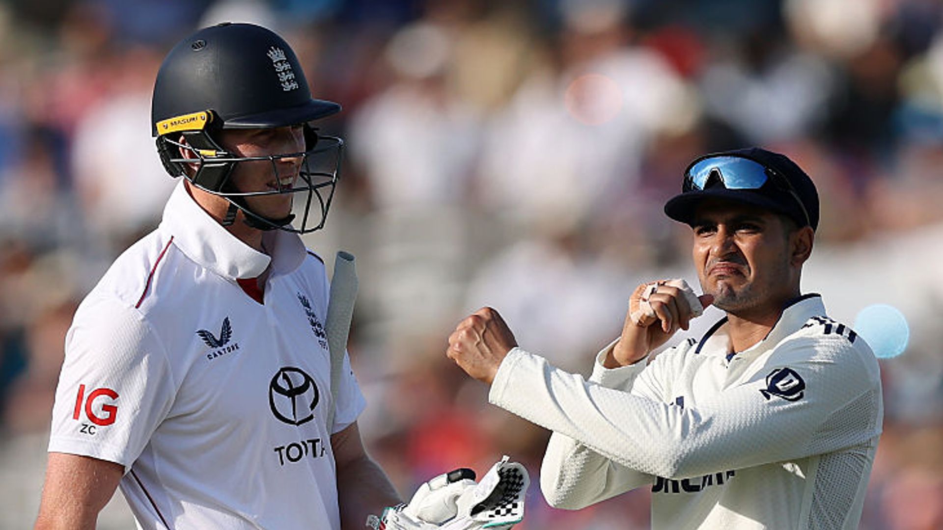 Late wickets breathe life into England's third Test against India