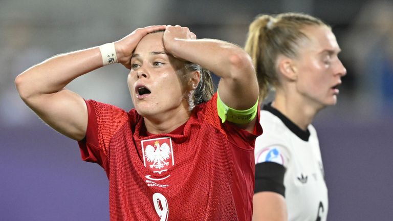 Ewa Pajor's luck late has been an expert with expertise by Ann-Katrin Berger