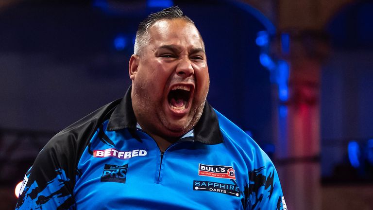 Jermaine Wattimena claimed his maiden PDC ranking title with a win over Lukas Wenig in Hildesheim