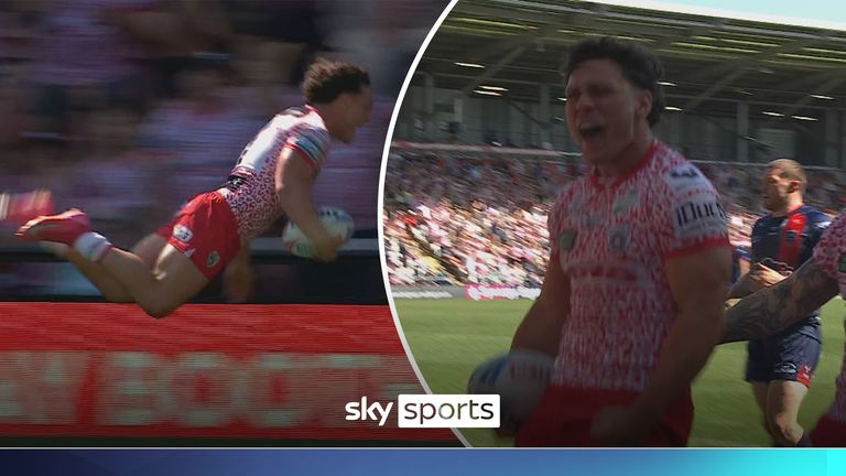 Leigh Leopards' Lachlan Lam scores try of the year contender against Hull Kingston Rovers