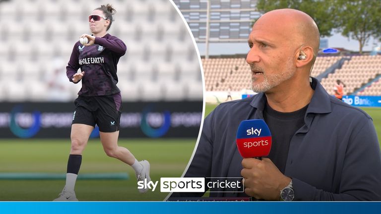 Inglaterra vs India ODI para mujeres: Mark Butcher cree que Linsey Smith podría ser fundamental en ODIS