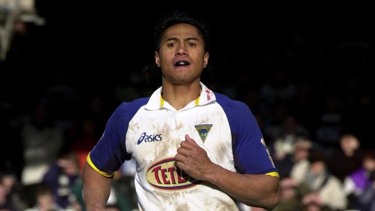 Tawera Nikau joined The Bench podcast to talk about his career in the NRL and Super League 