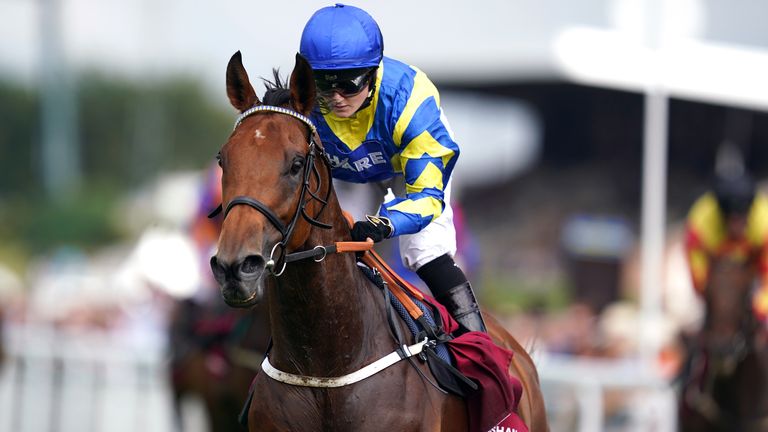 Hollie Doyle aboard legendary stayer Trueshan