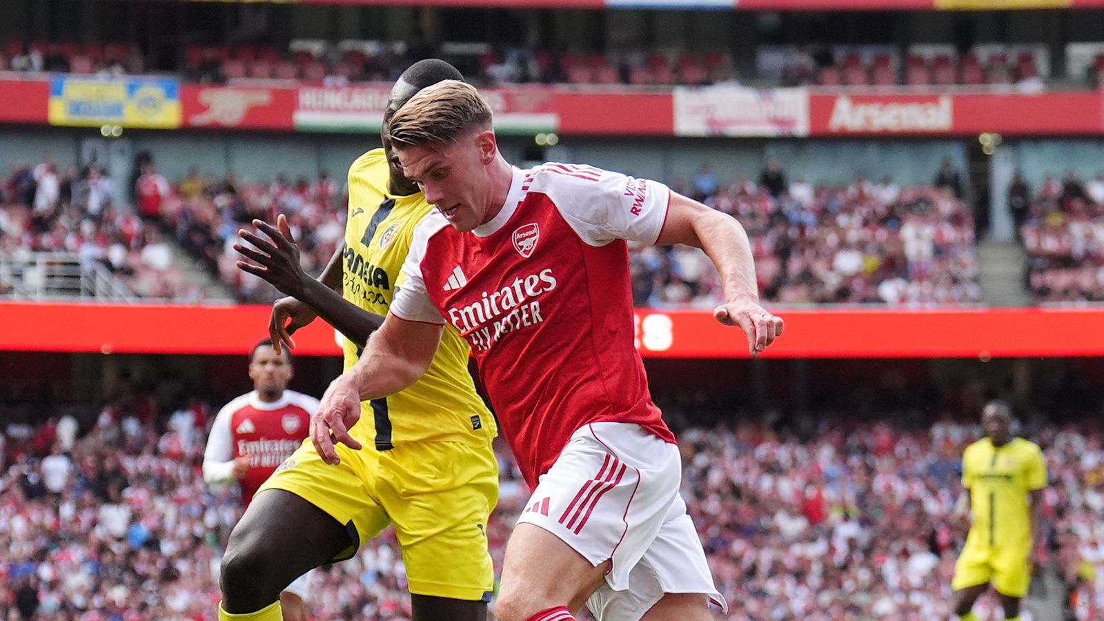 https://e0.365dm.com/25/08/1600x900/skysports-arsenal-gyokeres_6984433.jpg?20250806213259
