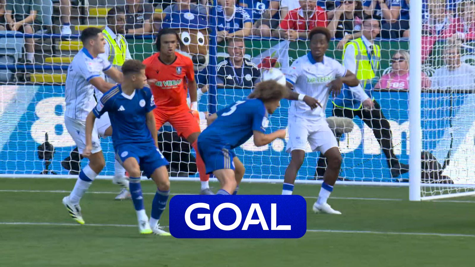 https://e0.365dm.com/25/08/1600x900/skysports-faes-championship_6987547.jpg?20250810182551
