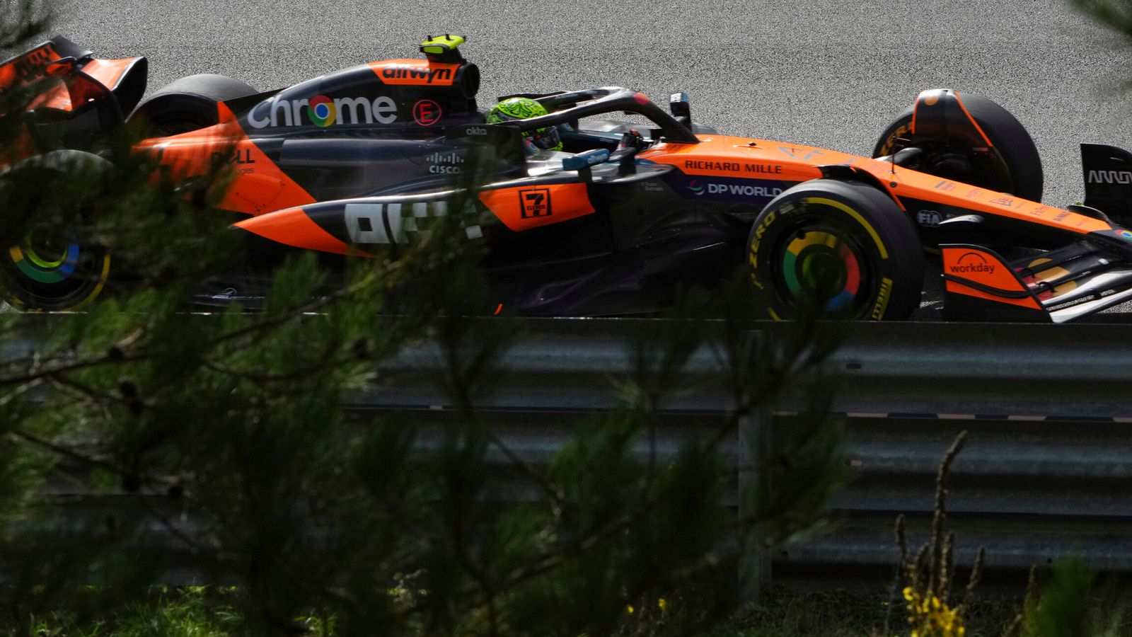 Norris Lidera Prácticas Caóticas en el GP de Países Bajos Marcadas por Accidentes