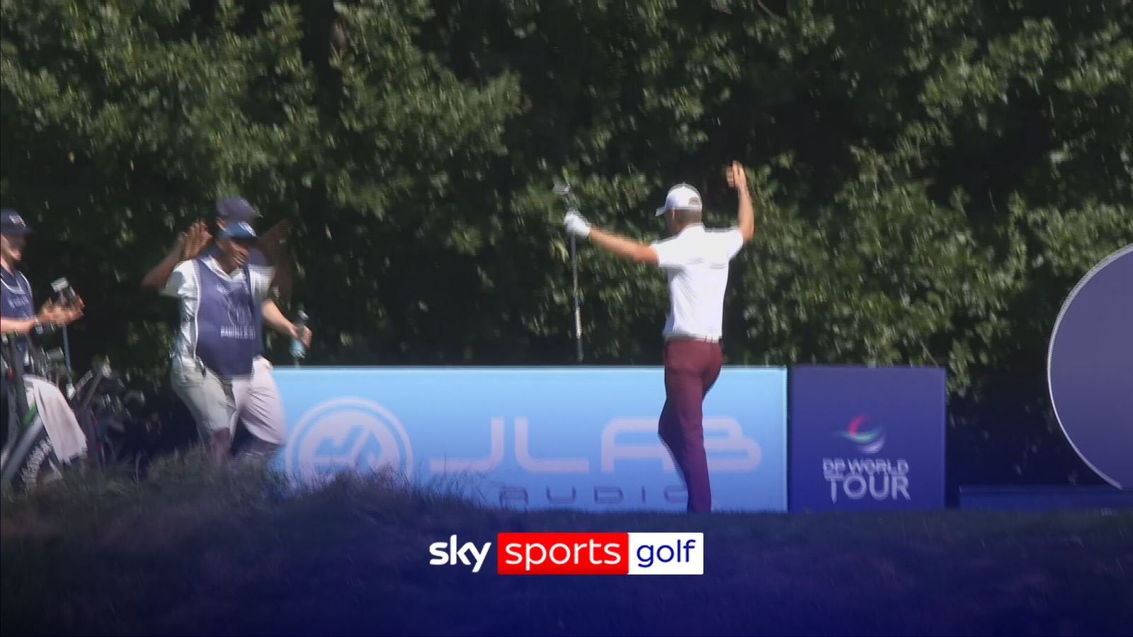 https://e0.365dm.com/25/08/1600x900/skysports-mikael-lindberg-golf_6992491.jpg?20250816122325