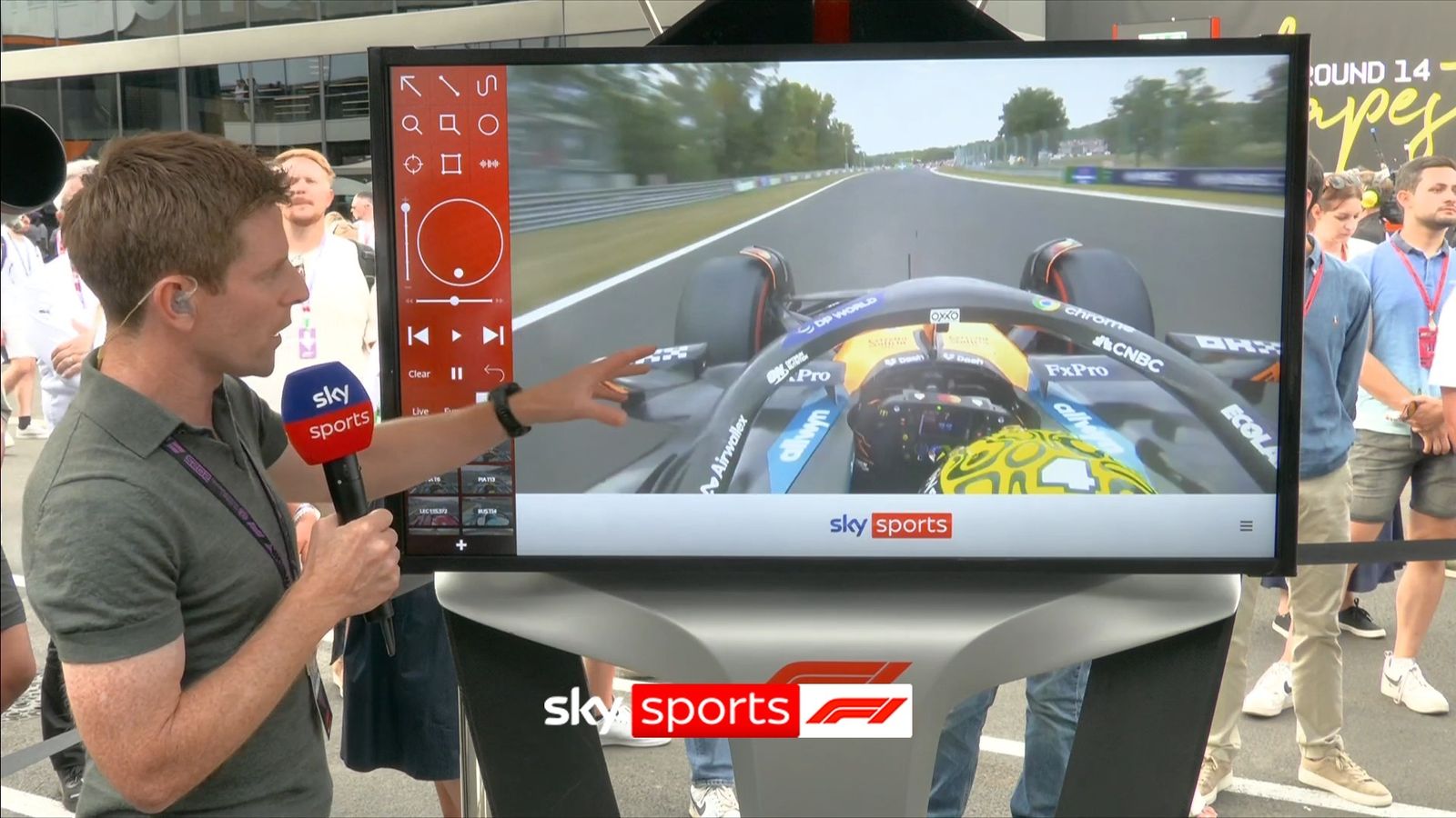 https://e0.365dm.com/25/08/1600x900/skysports-motorsport-f1-mclaren_6981099.jpg?20250802165818