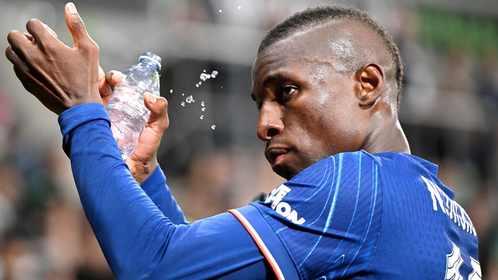 https://e0.365dm.com/25/08/1600x900/skysports-nicolas-jackson-chelsea_7005382.jpg?20250830081948