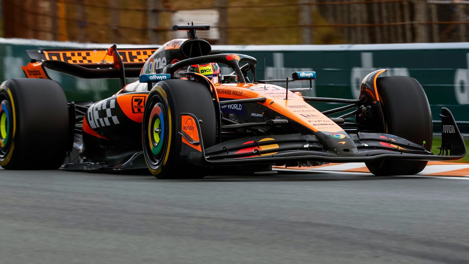 https://e0.365dm.com/25/08/1600x900/skysports-oscar-piastri-dutch-gp_7005669.jpg?20250830142836