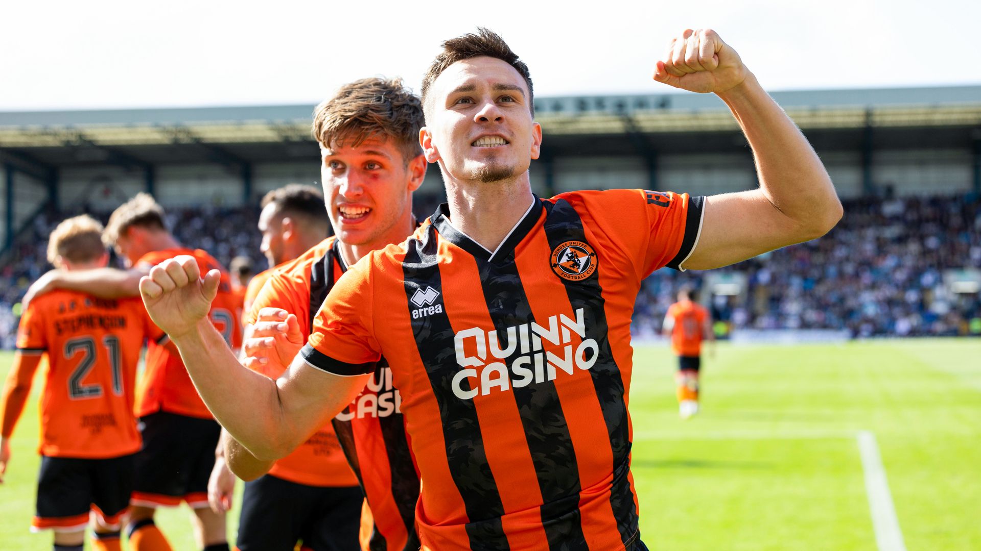 Dundee Utd see off Dundee to claim derby bragging rights