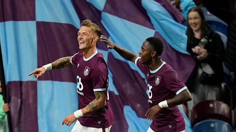 Oliver Sonne netted a stoppage-time winner as Burnley beat Derby County in the Carabao Cup 