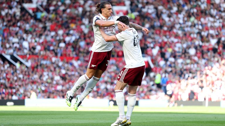 Riccardo Calafiori's first-half header was enough for Arsenal to beat Man Utd 1-0 on the Premier League opening weekend