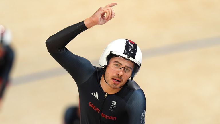 Charlie Tanfield 2024 de Gran Bretaña celebra después de los Juegos Olímpicos después del seguimiento de los hombres