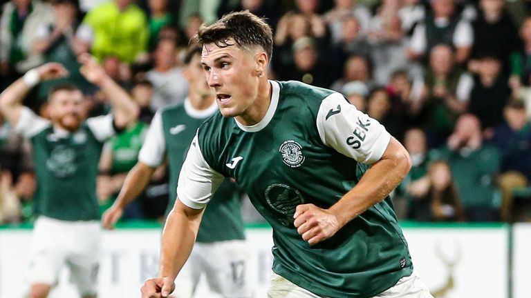 Hibernian's Josh Mulligan celebrates scoring to make it 2-1 to Legia Warsaw 