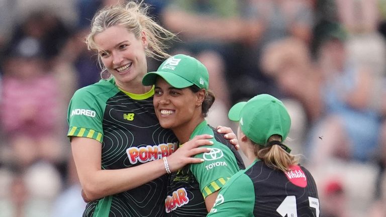 Brave dominate Invincibles to maintain flawless Hundred start