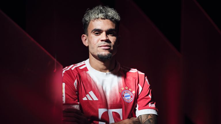 Luis Diaz poses for a portrait after he signed a contract with FC Bayern Munich on July 29, 2025 in Munich, Germany