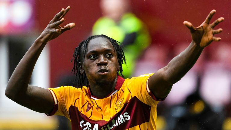 MOTHERWELL, SCOTLAND - AUGUST 30: Motherwell's Emmanuel Longelo celebrates after scoring to make it 2-1 during a William Hill Premiership match between Motherwell and Kilmarnock at Fir Park Stadium, on August 30, 2025, in Motherwell, Scotland. (Photo by Craig Foy / SNS Group)
