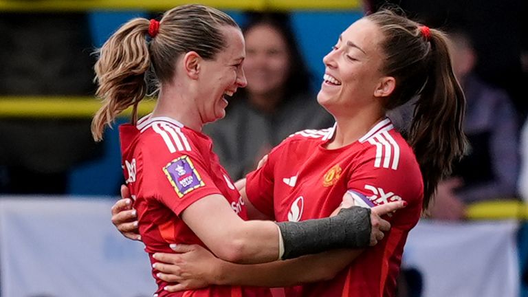 Elisabeth Terland (left) scored a hat-trick as Man Utd took another step closer to Champions League qualification
