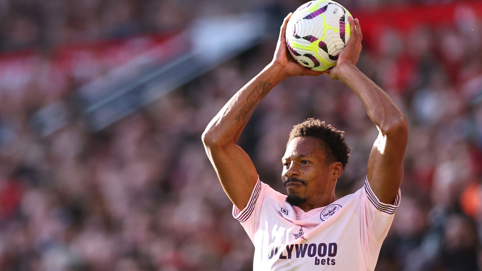 https://e0.365dm.com/25/09/1600x900/skysports-ethan-pinnock-brentford_7014202.jpg?20250908100438