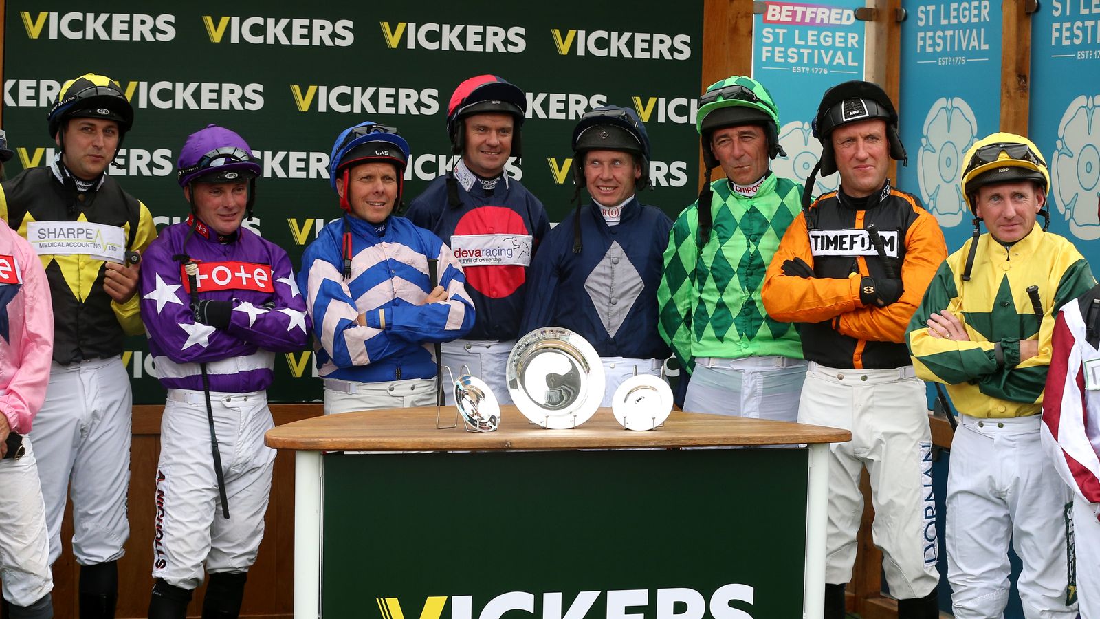 Legends race headlines day four of St Leger Festival