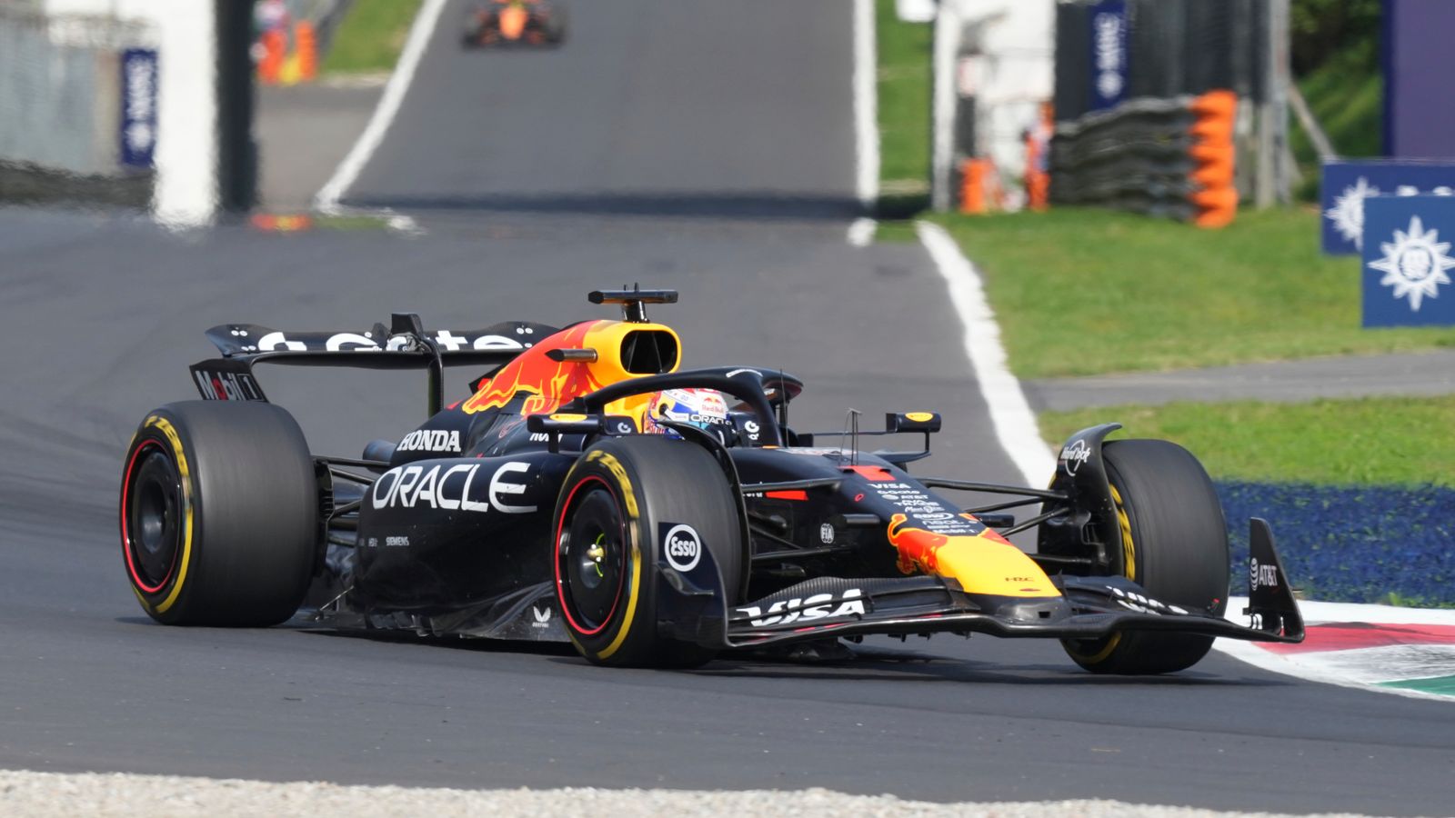 Italian GP: Verstappen dominates for win as Norris reclaims second in late Piastri drama LIVE!
