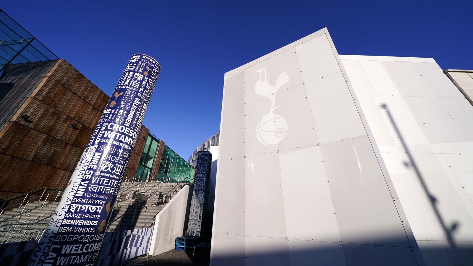 https://e0.365dm.com/25/09/1600x900/skysports-tottenham-stadium_7015420.jpg?20250909170603