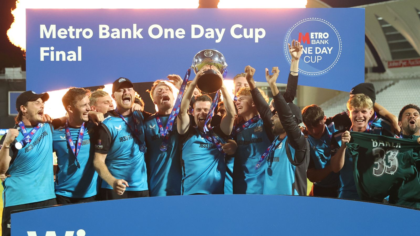 Worcestershire beat Hampshire to win Metro Bank One Day Cup after thrilling rain-reduced final at Trent Bridge