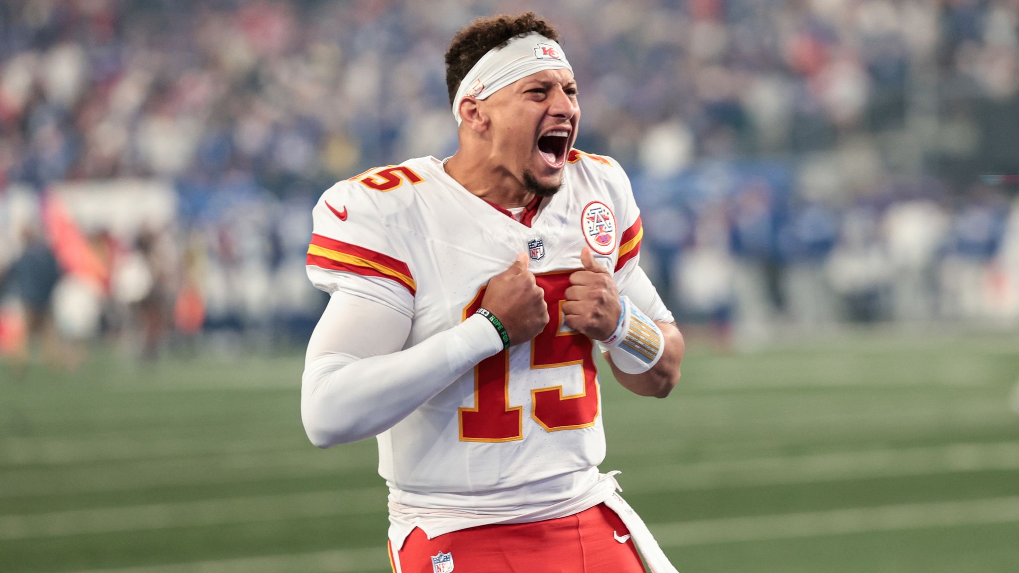 NFL Patrick Mahomes leads Kansas City Chiefs to first victory of