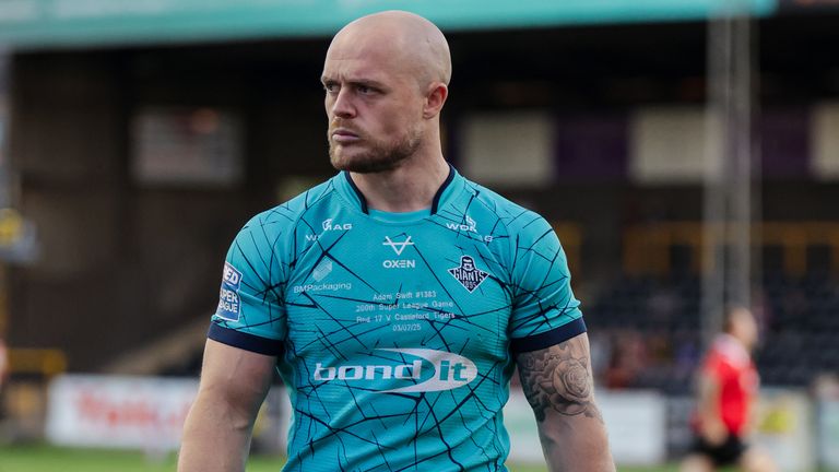 Adam Swift in action for Huddersfield Giants (Alex Whitehead/SWpix.com)