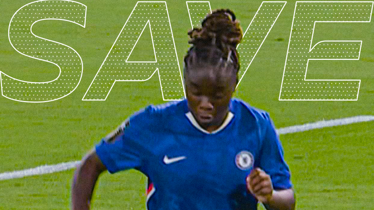 Baltimore goes close for Chelsea against Man City