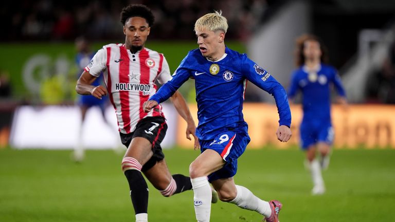 Alejandro Garnacho protagonizó el choque de Chelsea con Brentford