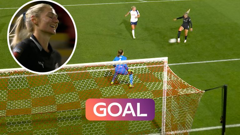 COOMBS GOAL VS SPURS THUMB 