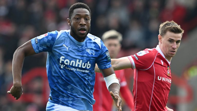 Wrexham were held to a 1-1 draw at the Racecourse