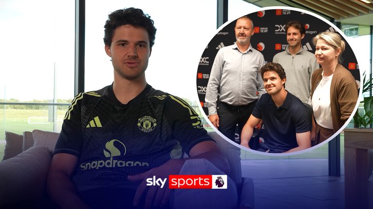 Senne Lammens explains what drew him to Manchester United after the club completed a £18.2m deal to sign Royal Antwerp goalkeeper.