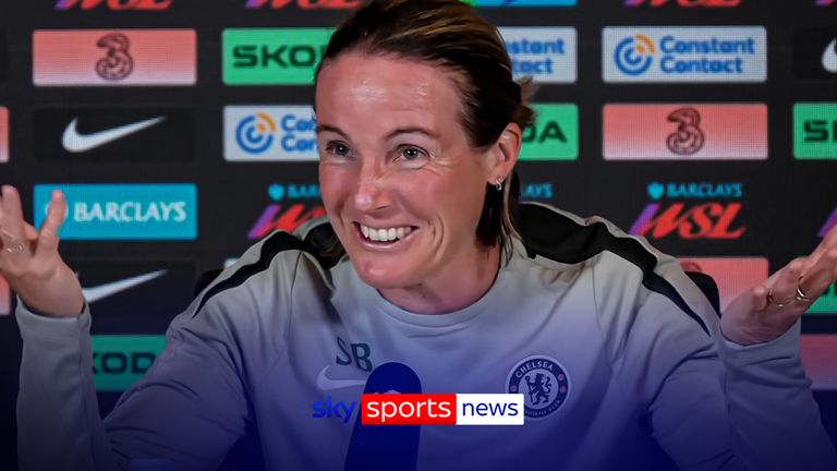 Sonia Bompastor jokes with reporter to avoid questions on Alyssa Thompson signing for Chelsea