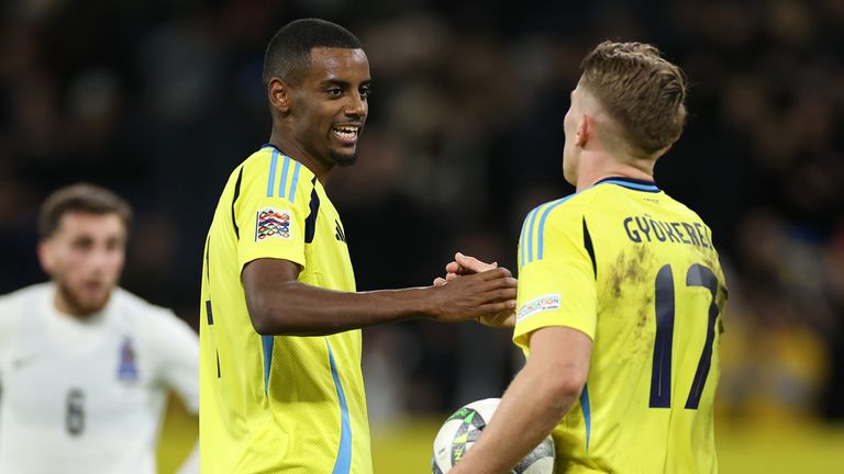 Gyokeres and Isak have linked up together nicely for Sweden as part of the same team