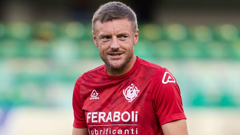 Jamie Vardy made his Cremonese debut in a goalless draw against Hellas Verona 