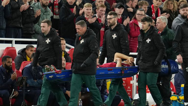 Liverpool's Giovanni Leoni stertchered off after picking up an injury against Southampton on his debut