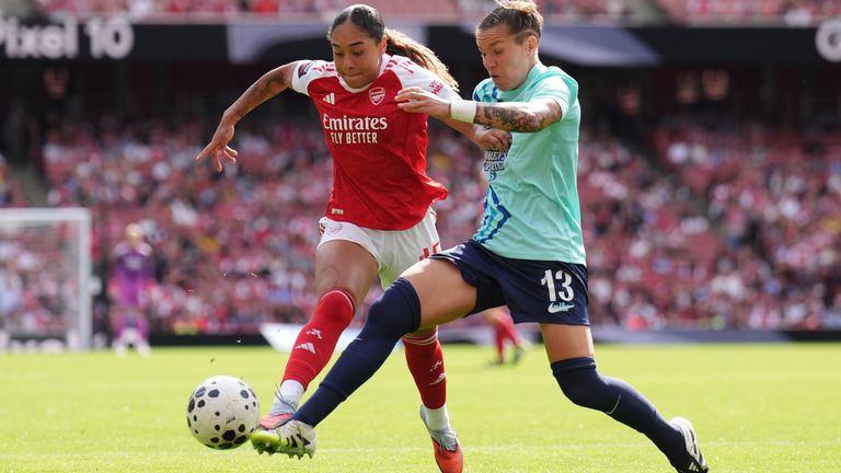 Olivia Smith tries to evade London City Lionesses' Elena Linari
