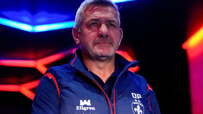 Picture by Olly Hassell/SWpix.com - 13/09/2025 - Rugby League - Betfred Super League Round 26 - Wakefield Trinity v Hull KR - The DIY Kitchens Stadium, Wakefield, England - Wakefield Trinity Head Coach Daryl Powell