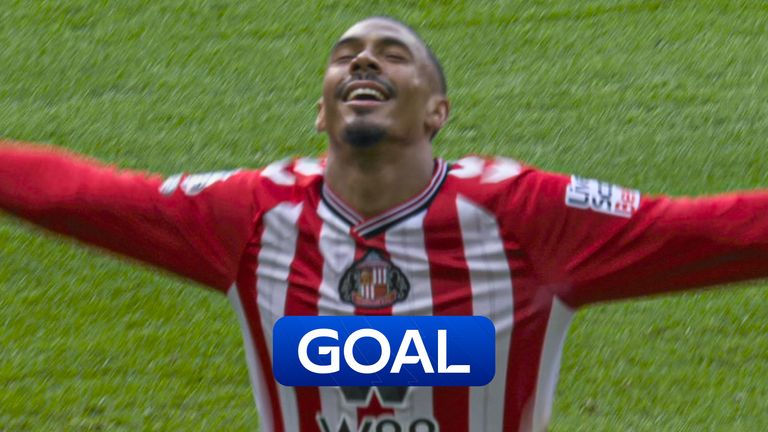 Sunderland equalise against Aston Villa.