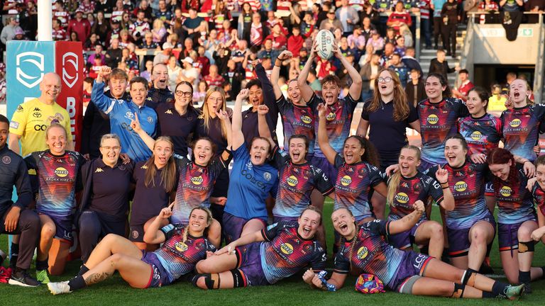Wigan Warriors Women's clinched the League Leaders' Shield for the first time