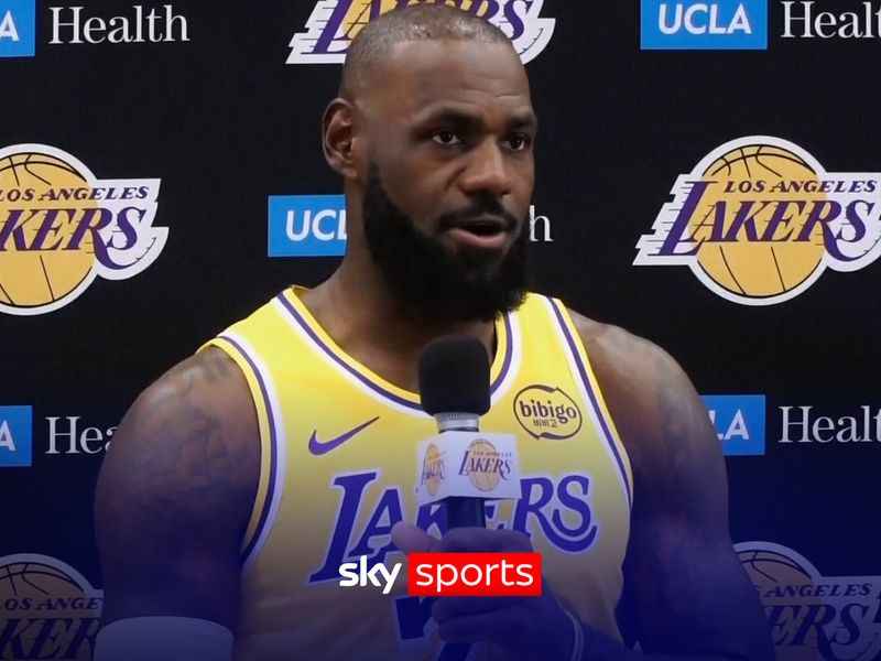 NBA Los Angeles Lakers レブロン バスパン パンツ レブロン・ジェームズ ロサンゼルス・レイカーズ 無署名ダンク写真