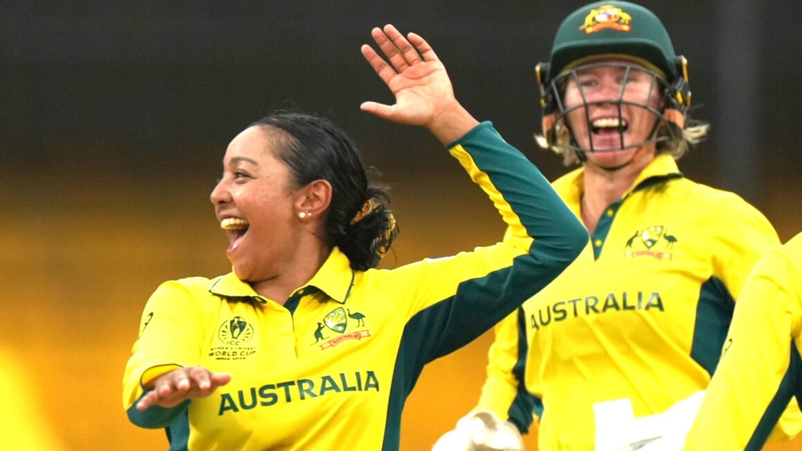 Australia thrash South Africa after King's record-breaking bowling spell