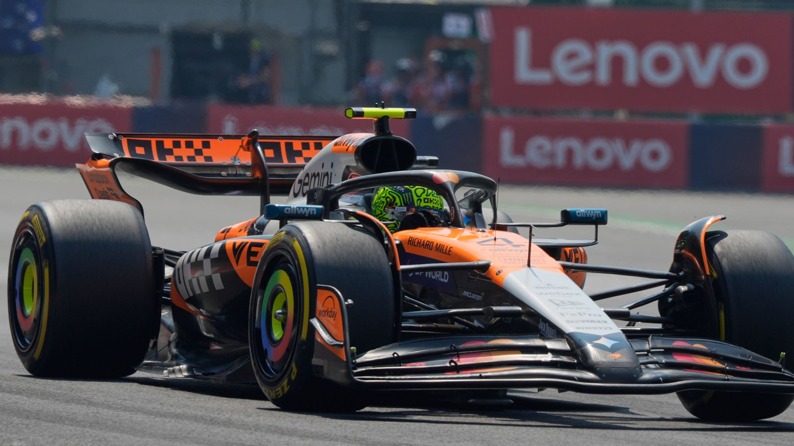 Norris sets storming final practice pace with title rivals adrift, Hamilton second